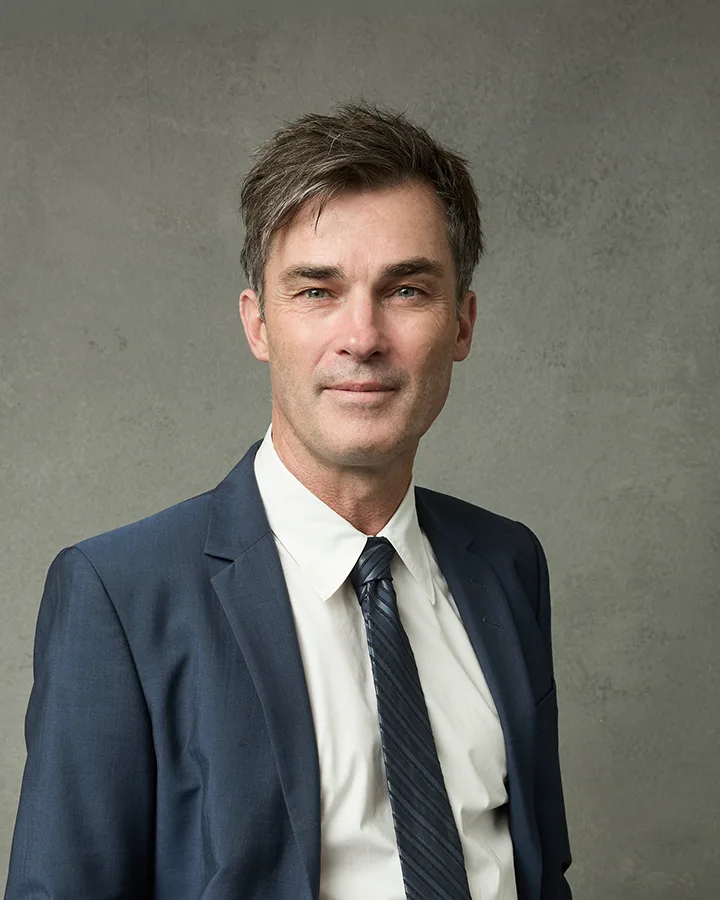 Dr Jonathan Burge